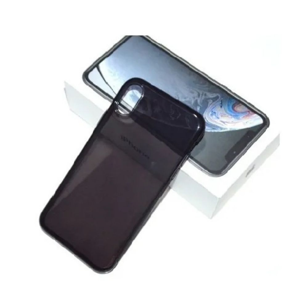 Capa Fina IPHONE XR - Capinha Fume / Preta